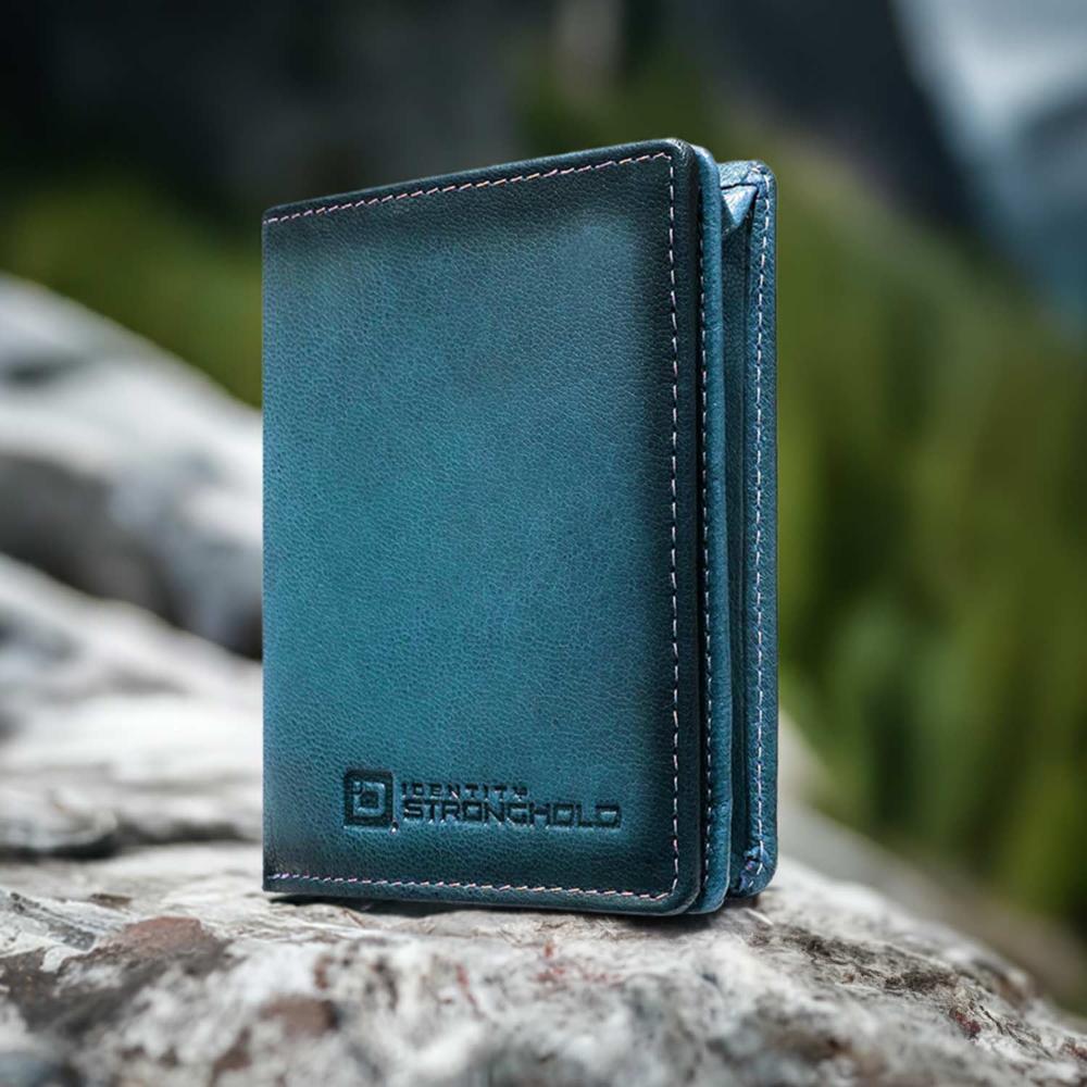 The Waltlet™ RFID Minimalist Wallet